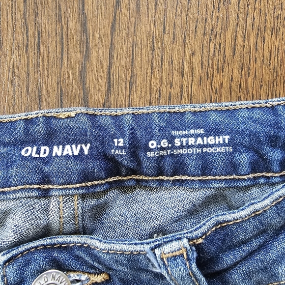 Old Navy O.G Straight High Rise Distressed Raw Hem Jeans Size Womens 12 Tall - Picture 14 of 15